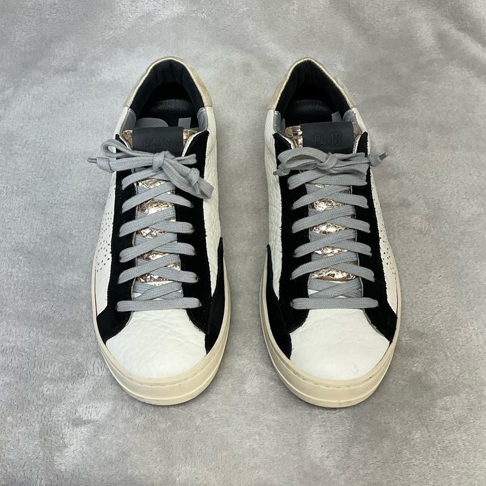 P448 John Low-Top Leather Sneaker Shoes White Black Gold Womens 38 or US 7.5
